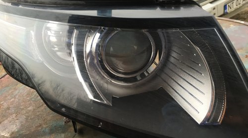 Far dreapta Range Rover Evoque 2013 2014 2015 original, mic defect