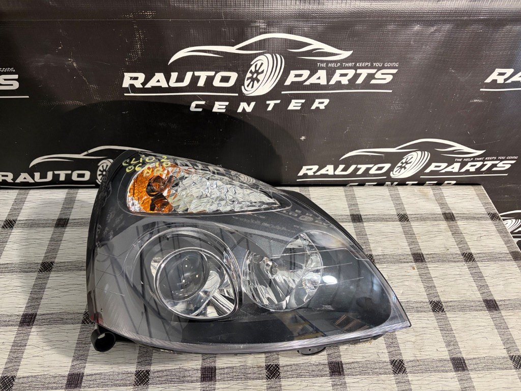 Far dreapta Renault Clio 2 Facelift XENON 2006/2007/2008/2009/2010