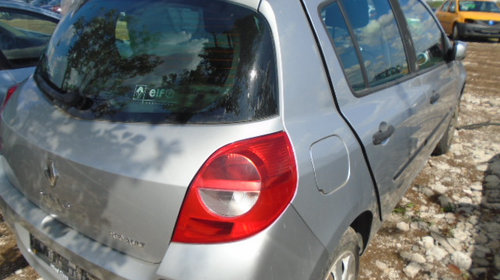 Far dreapta Renault Clio 3 2006 Hatchback 1.4 16v