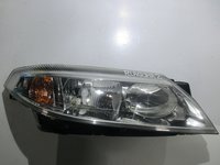 FAR DREAPTA RENAULT LAGUNA 2 COD-8200002847.