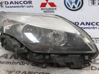 FAR DREAPTA RENAULT LAGUNA 3 2012 XENON 260105823R