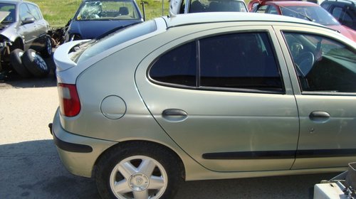 Far dreapta Renault Megane 2001 Hatchback 1.9 dci