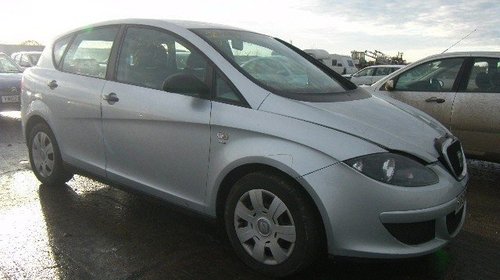 Far dreapta seat toledo 3 (5p2)