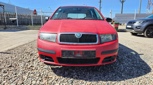 Far dreapta Skoda Fabia 2004 Break 1.2 benzin