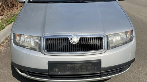 Far dreapta Skoda Fabia 2004 HATCHBACK 1.2