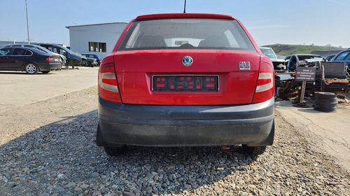 Far dreapta Skoda Fabia 2007 Hatchback 1.2 benzină 40 kw