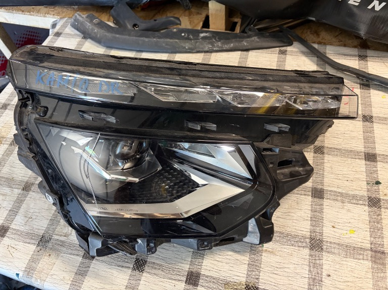 Far dreapta Skoda Kamiq FACELIFT FULL LED 655941016C 2023/2024/2025/2026