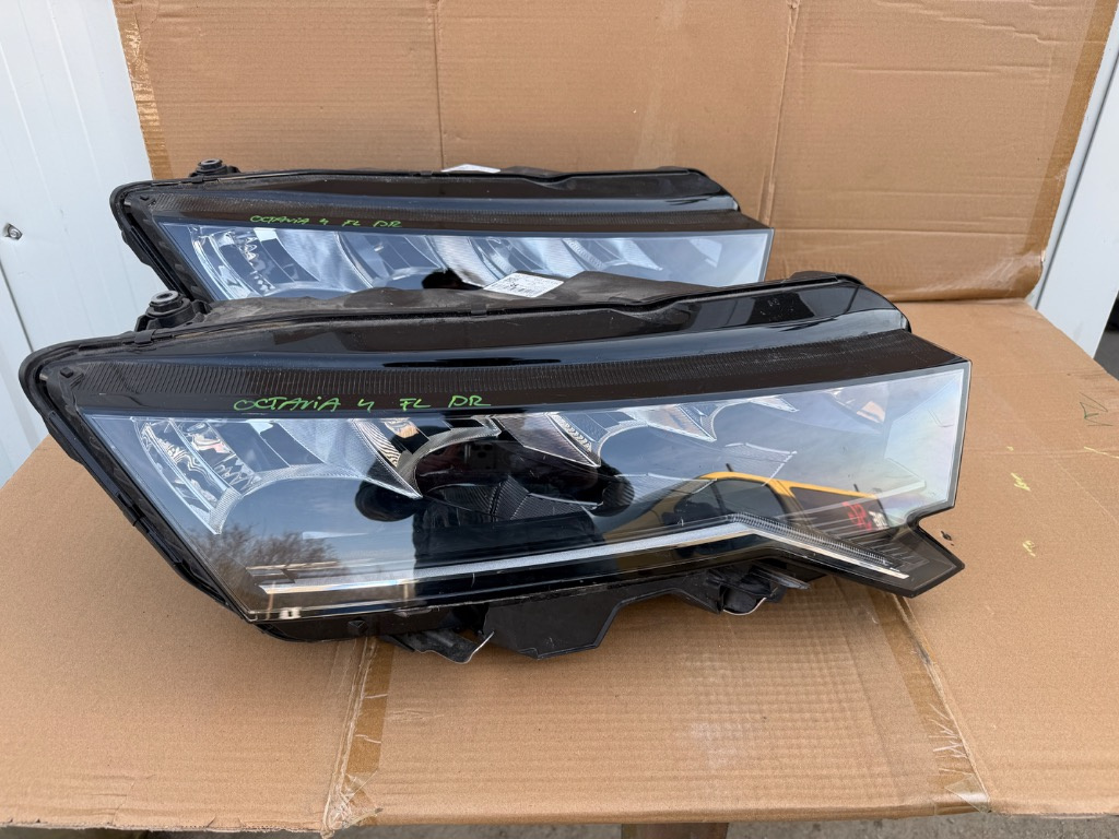 Far dreapta Skoda Octavia 4 Facelift FULL LED cod 5E4941010 2024/2025/2026