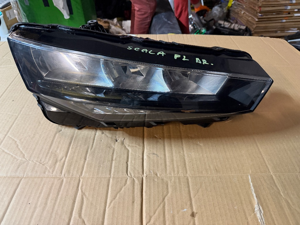 Far dreapta Skoda Scala Facelift FULL LED 2023/2024/2025