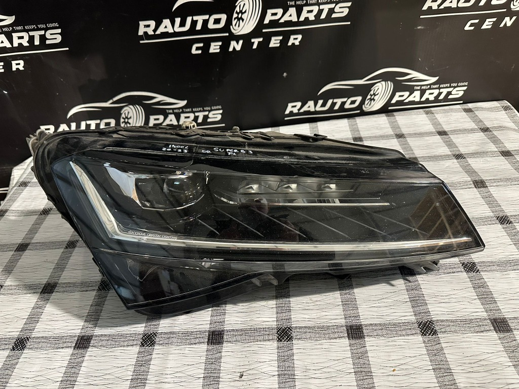Far dreapta Skoda Superb 3 Facelift 2020/2021/2022/2023