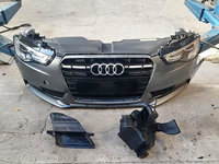 Far dreapta/stanga xenon Audi A5 Europa 2012-2016 8T0941006 8T0941005