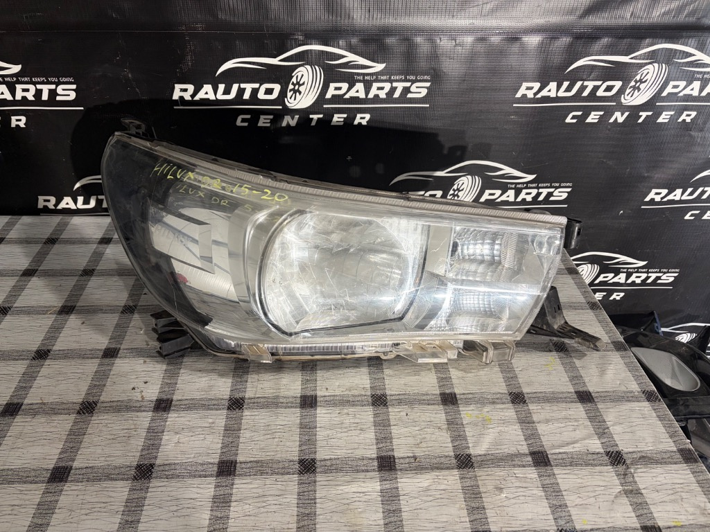 Far dreapta Toyota Hilux Halogen 2015/2016/2017/2018/2019/2020