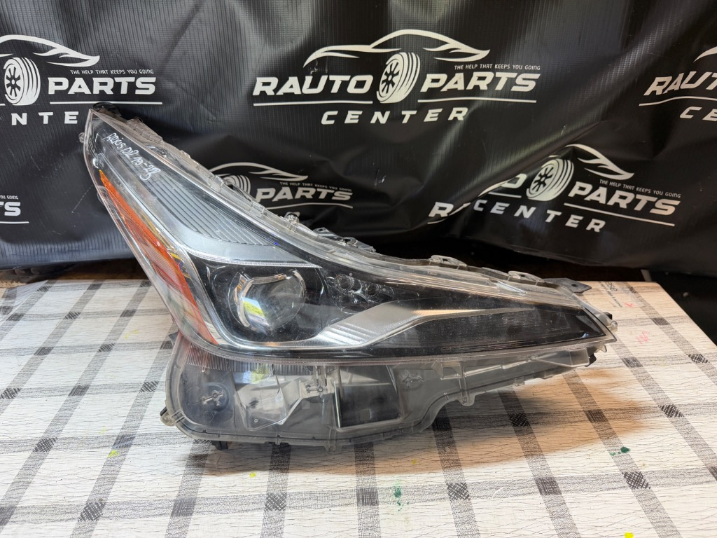 Far dreapta Toyota Prius FULL LED 2019/2020/2021/2022/2023