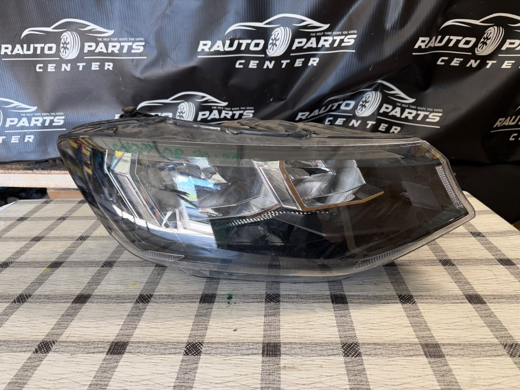 Far dreapta Volkswagen Caddy 5 Halogen 2020/2021/2022/2023/2024/2025