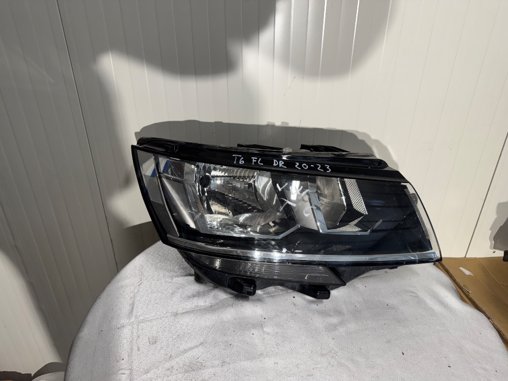 Far dreapta Volkswagen T6 FACELIFT 2020/2021/2022/2023