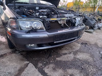 Far dreapta Volvo V50 an 2004 cu xenon