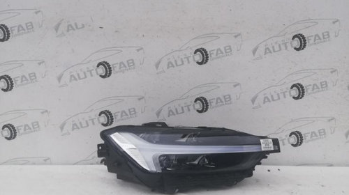 Far dreapta Volvo XC60 II Full LED 32337387 a