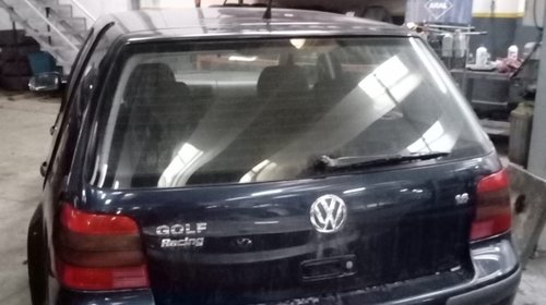 Far dreapta VW Golf 4 2005 Hatchback 1.6