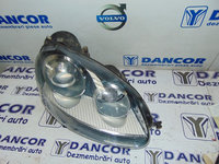 FAR DREAPTA VW GOLF 5 - COD 1K6 941 032 xenon