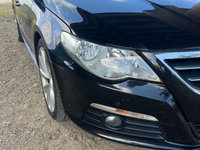 Far dreapta VW Passat CC din 2011 2.0 TDI CFG