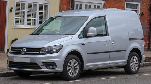 Far H4 dreapta nou VW CADDY IV microbus Saab, SAJ an 2015-2021