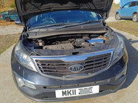 Far KIA SPORTAGE XENON stanga dreapta 1.7CRDI 2011