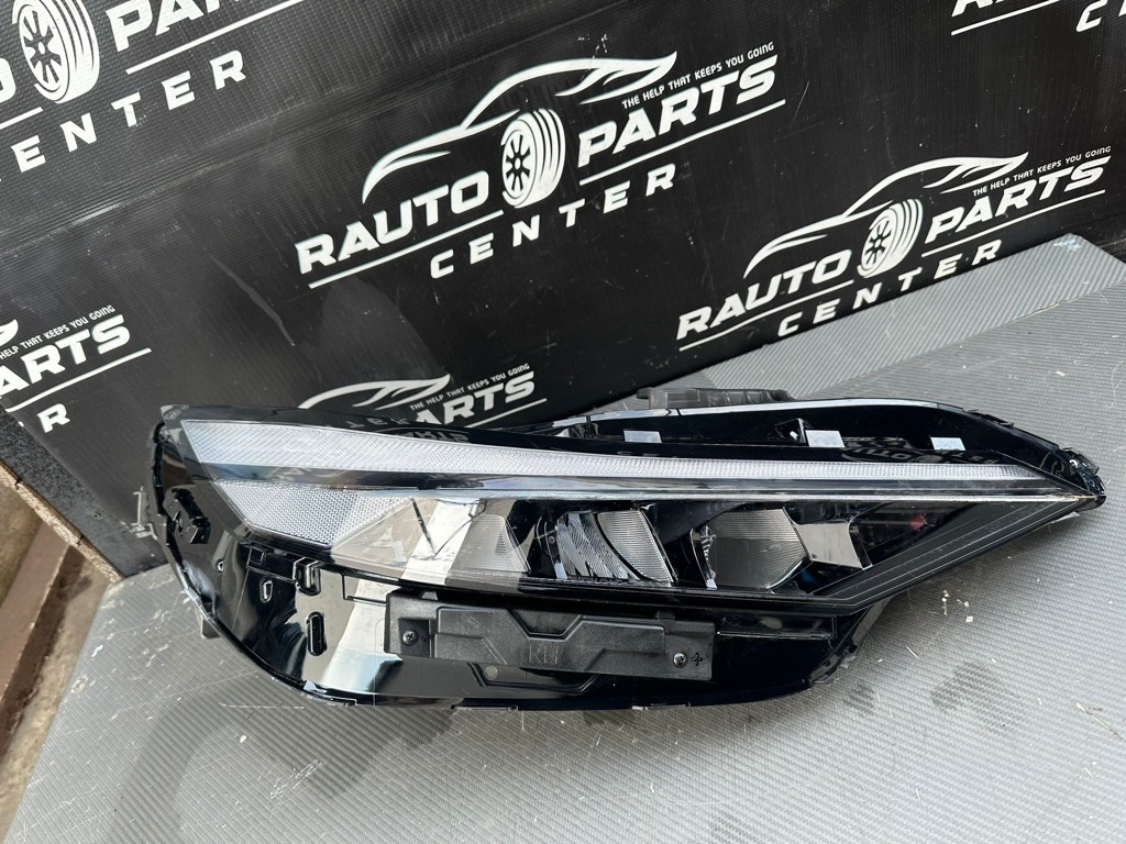 Far partea dreapta Hyundai Elantra facelift 2023/2024