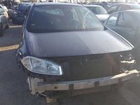 Far Renault Megane 2 din 2005