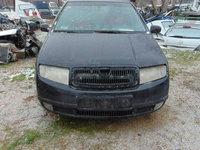 Far Skoda Fabia 2000-2006 faruri stanga dreapta fabia 1