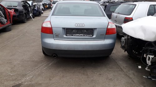 Far stanga Audi A4 B6 2004 8e 2.o