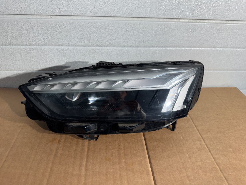Far stanga Audi A5 B9 8W FULL LED MATRIX FACELIFT COMPLET 2020/2021/2022/2023/2024/2025