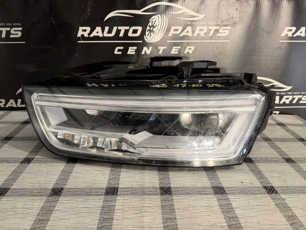 Far stanga avariat Audi Q3 8U Facelift FULL LED 2015/2016/2017/2018