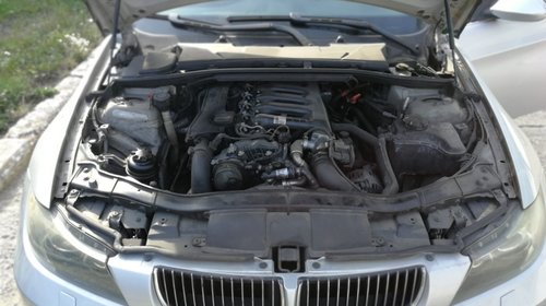 Far stanga BMW E90 2007 berlina 330 XD 170KW