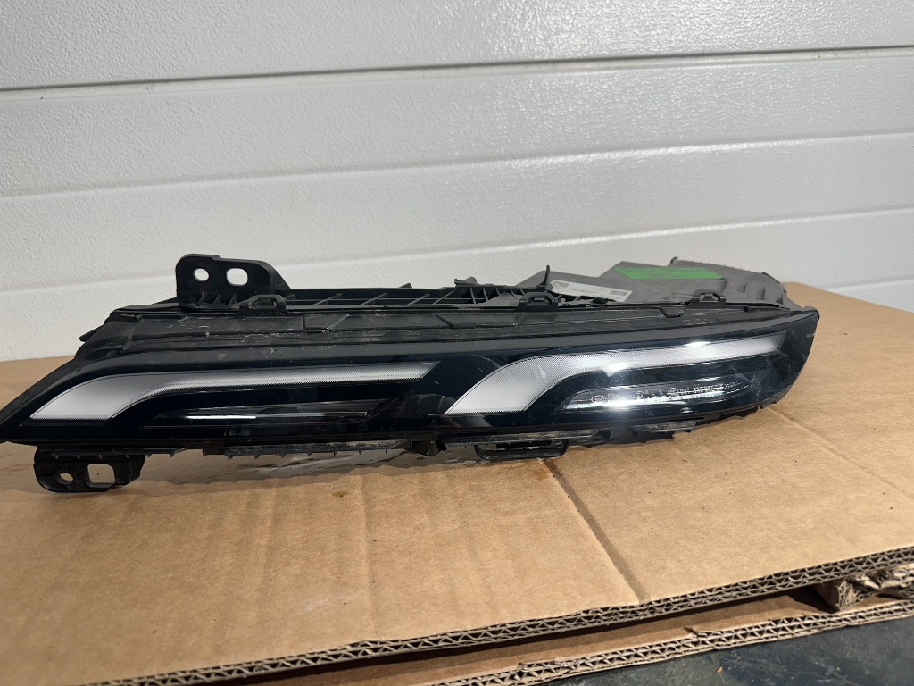Far stanga Bmw seria 7 G70 FULL LED 2021/2022/2023/2024