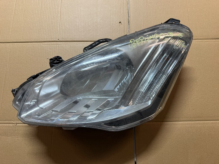 Far stanga Citroen Berlingo 2010/2011/2012/2013/2014/2015/2016