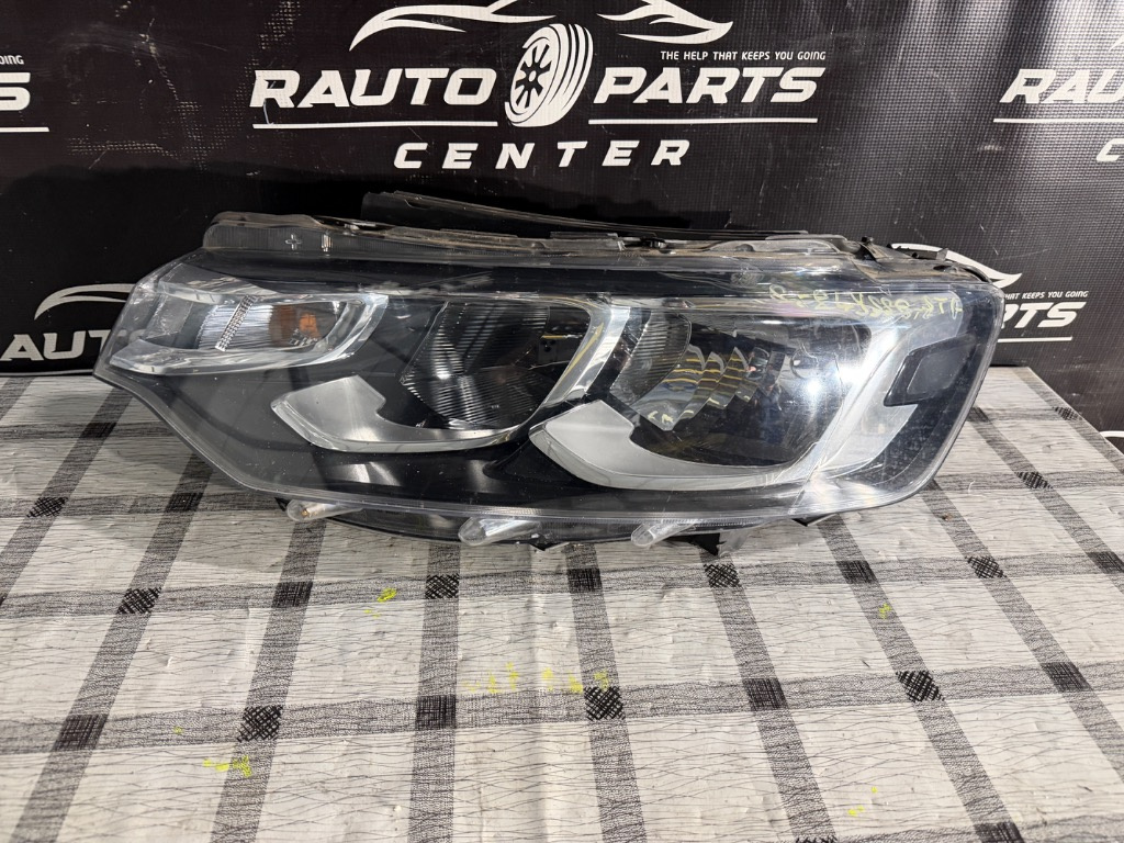Far stanga Citroen C-Elysee Halogen 2017/2018/2019/2020/2021/2022