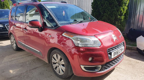 Far stanga Citroen C3 Picasso 2011 monovolum 