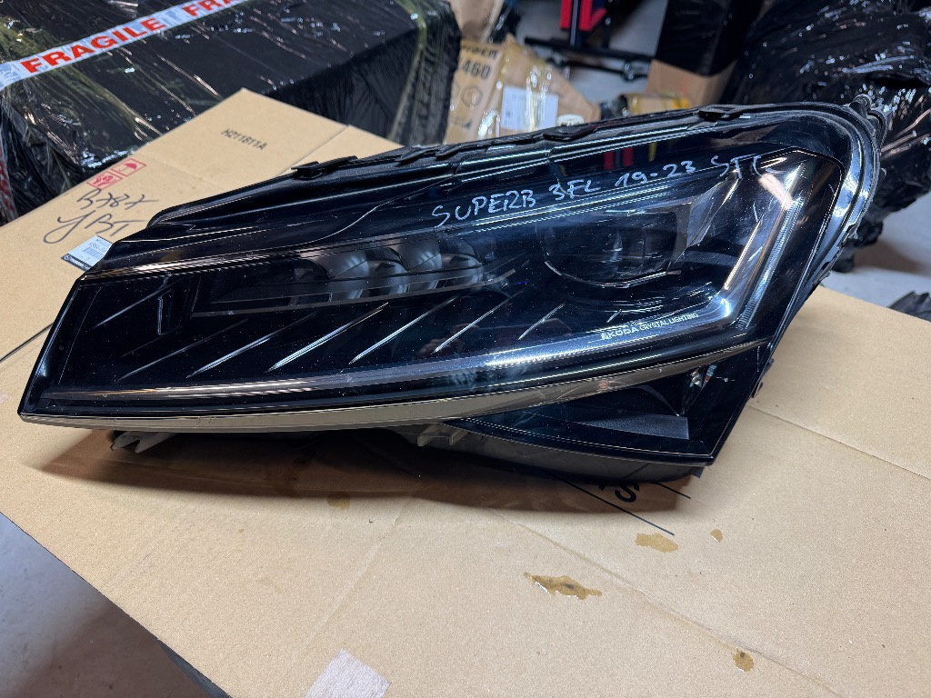 Far stanga complet Skoda Superb 3 FACELIFT FULL LED 2019/2020/2021/2022/2023/2024 cod 3V1.941.015.D