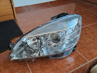 Far stanga cu lupa Mercedes C Class W204 an 2007-2010 , este nou