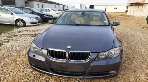 Far stanga cu Xenon geam fisurat BMW 3 Series