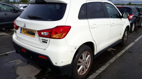 Far stanga cu Xenon Mitsubishi ASX [2010 - 2012] Crossover 1.8 DI-D MT 4WD (147 hp)