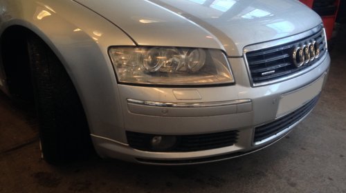 Far stanga/dreapta Audi A8 4.2 Quattro D3 4E 2004