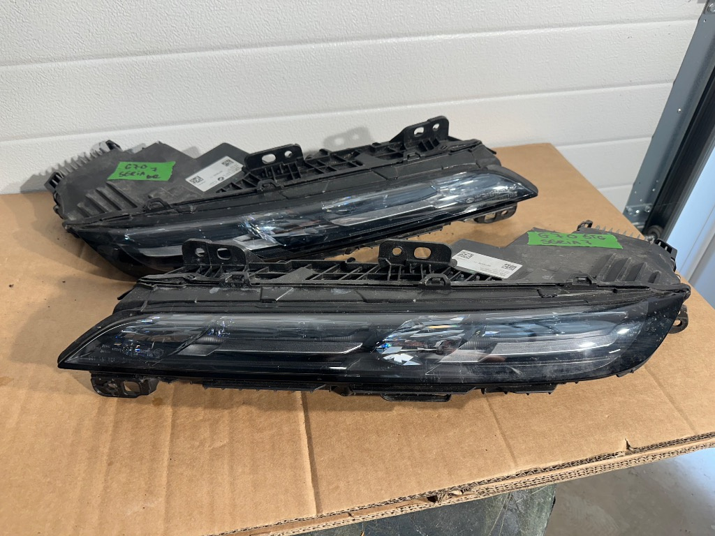 Far stanga / dreapta Bmw seria 7 G70 CRYSTAL 2021/2022/2023/2024