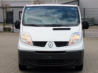 Far stanga/dreapta Renault Trafic/Opel Vivaro 2.0 dCi 2008