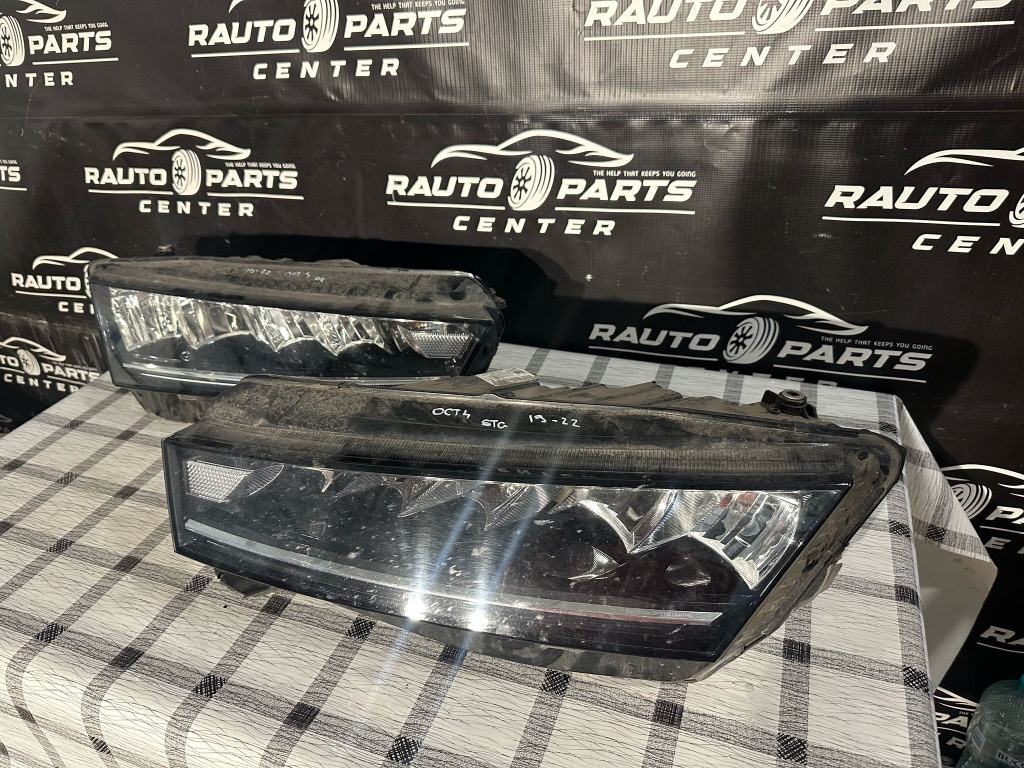 Far stanga / dreapta Skoda Octavia 4 Full LED 2019/2020/2021/2022