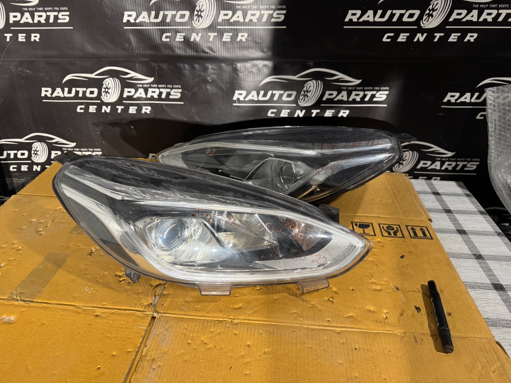 Far stanga / far dreapta Ford Fiesta Lupa LED 2018/2019/2020/2021/2022