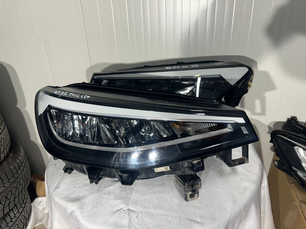 Far stanga / far dreapta Volkswagen ID.4 FULL LED ID4 2021/2022/2023