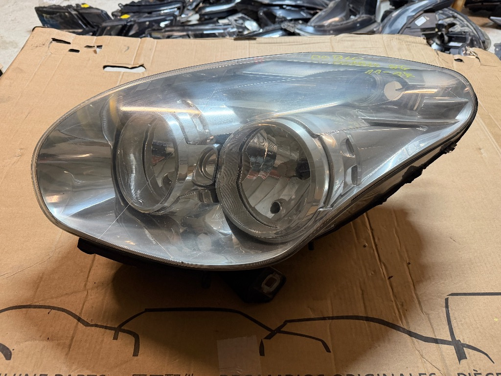 Far stanga Fiat Doblo Opel Combo Halogen H7 2011/2012/2013/2014/2015/2016/2017
