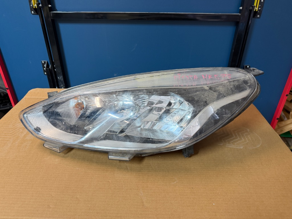Far stanga Ford Fiesta MK8 Halogen 2017/2018/2019/2020/2021
