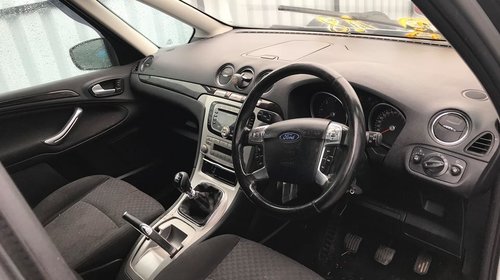 Far stanga Ford Galaxy 2012 hatchbak 2.0